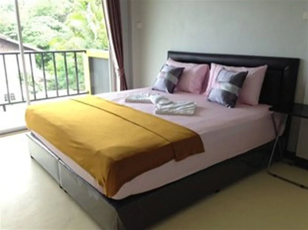 Hotel Lom La Lanta Ko Lanta