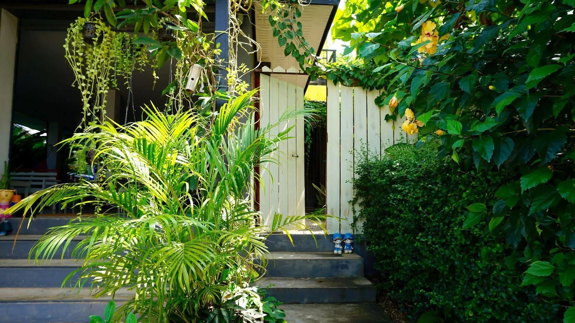 Hotel Lom La Lanta Ko Lanta