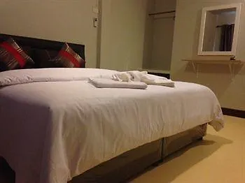 Hotel Lom La Lanta Ko Lanta 2*,