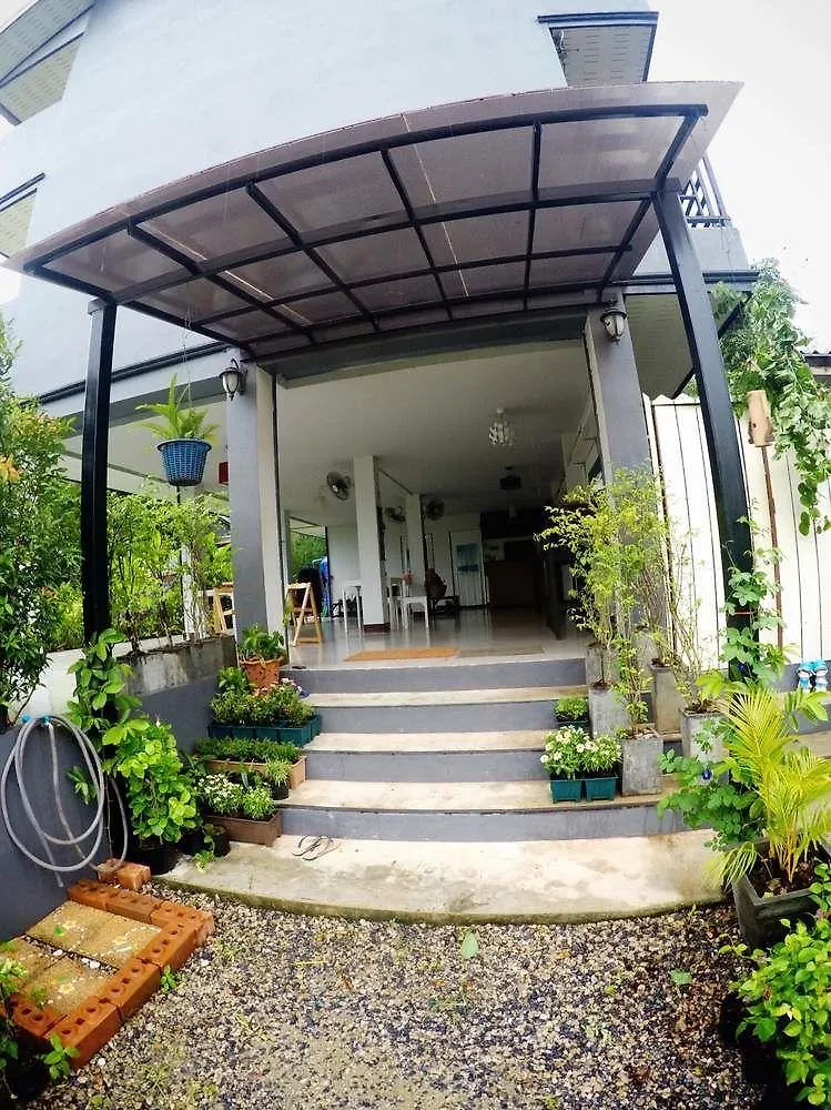 Hotel Lom La Lanta Ko Lanta